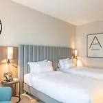 Crowne Plaza By Ihg Отель 5*