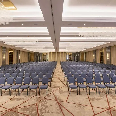 Szálloda Crowne Plaza By Ihg 5*