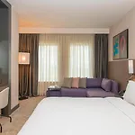 Crowne Plaza By Ihg Hotel