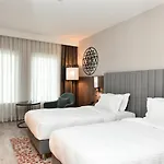 Crowne Plaza By Ihg 5*
