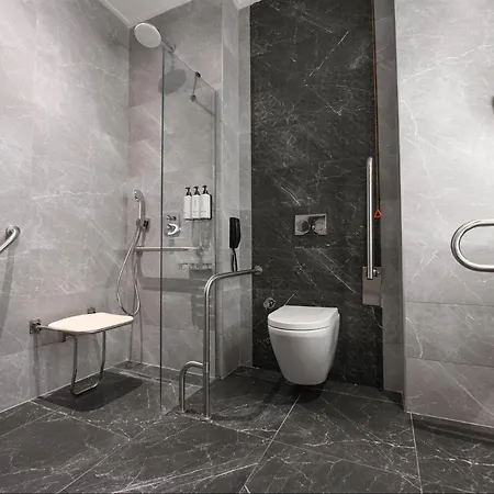 酒店 Crowne Plaza By Ihg 5*