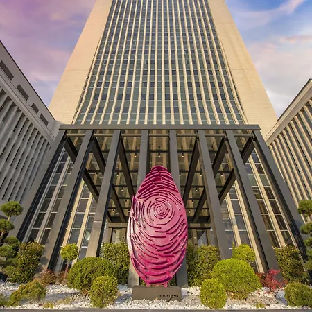 Crowne Plaza By Ihg Hotel