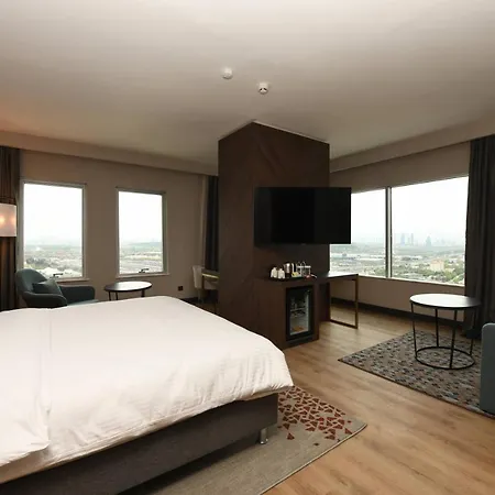 Crowne Plaza By Ihg 5* Ancara