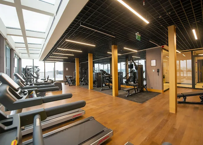 Crowne Plaza By Ihg Szálloda 5*