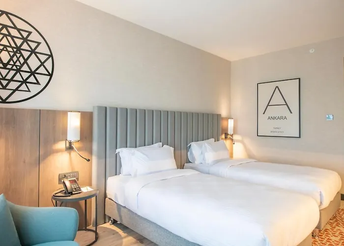 Crowne Plaza By Ihg Szálloda 5*