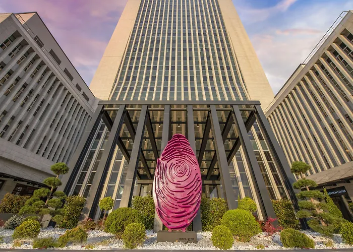 Crowne Plaza By Ihg فندق