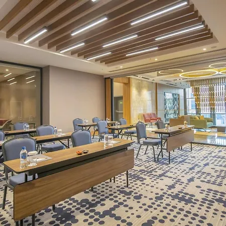 Crowne Plaza By Ihg Ancara